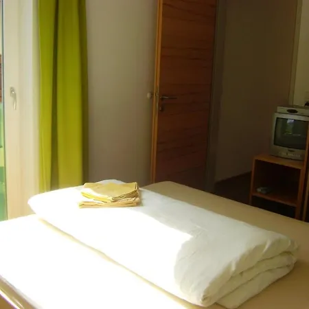 Almandin Apartment