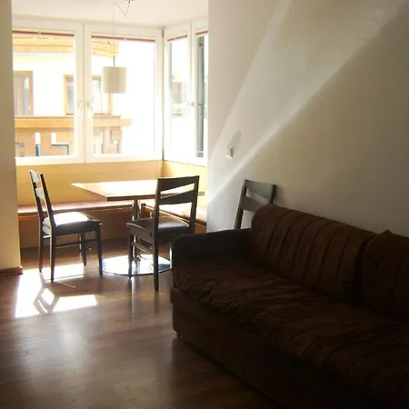 Almandin Apartment *