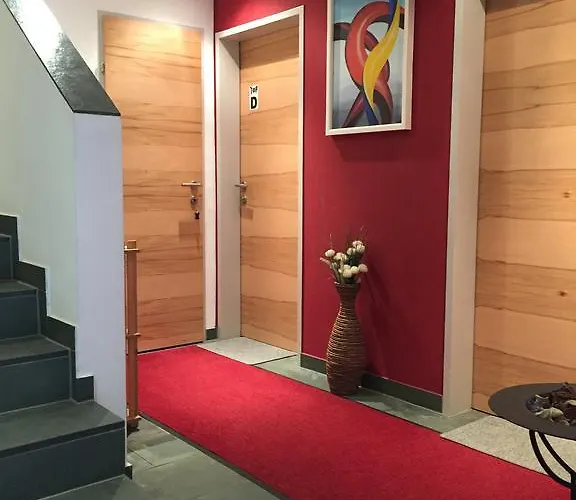 アパート Almandin