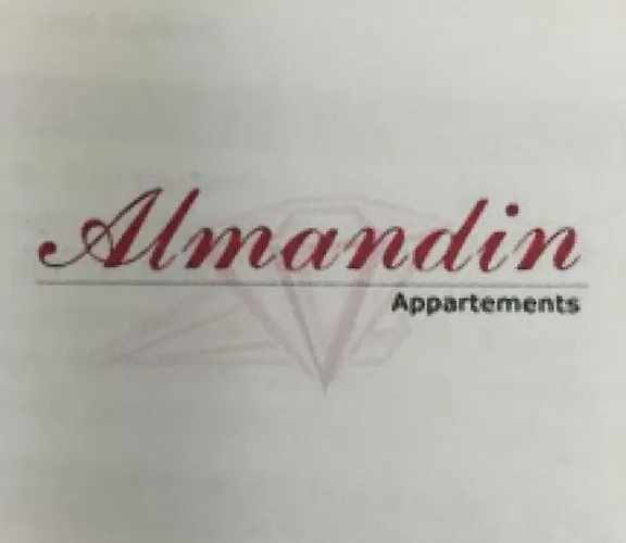 アパート Almandin イシュグル