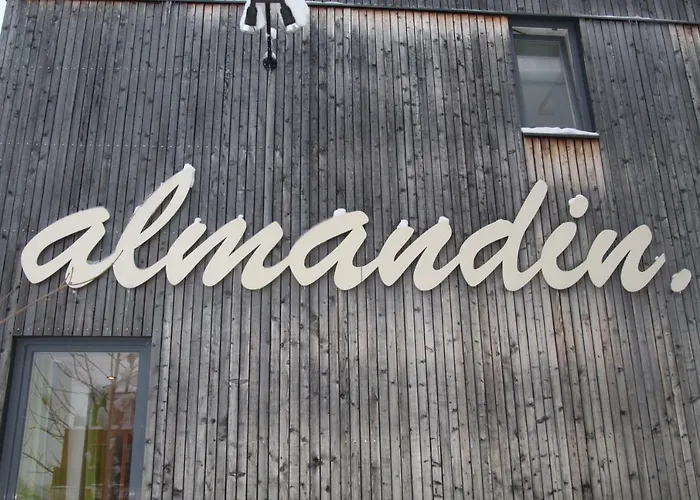 Almandin イシュグル