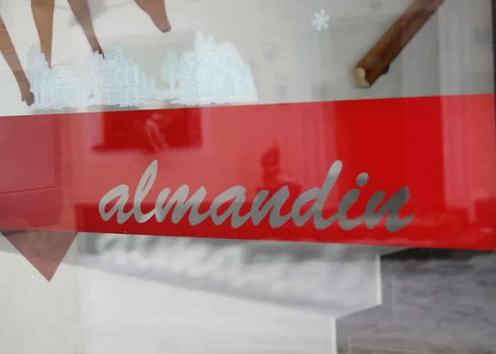 Apartamento Almandin