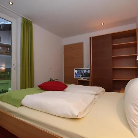 Apartmán Almandin